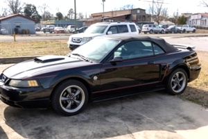 2004 Ford Mustang 