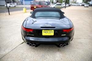 2016 Jaguar F-TYPE R