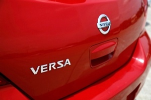 2012 Nissan Versa S