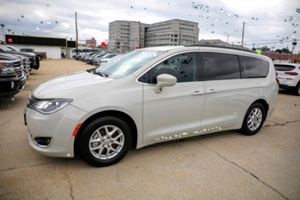 2020 Chrysler Pacifica Touring