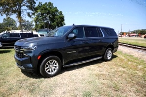 2022 Chevrolet Suburban LS