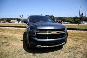 2022 Chevrolet Suburban LS