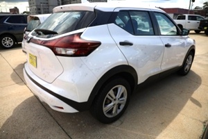 2021 Nissan Kicks S