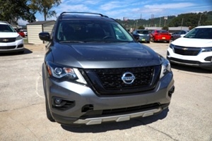 2019 Nissan Pathfinder SV