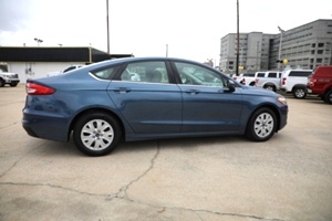 2019 Ford Fusion S