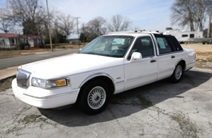 1996 Lincoln Town Car Signature