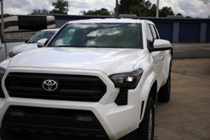 2024 Toyota Tacoma 4WD SR5