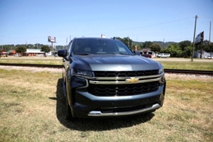 2022 Chevrolet Suburban LS