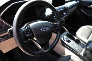 2022 Ford Escape SEL Hybrid