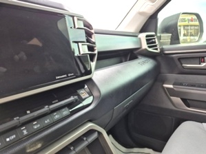 2023 Toyota Tundra 4WD SR5