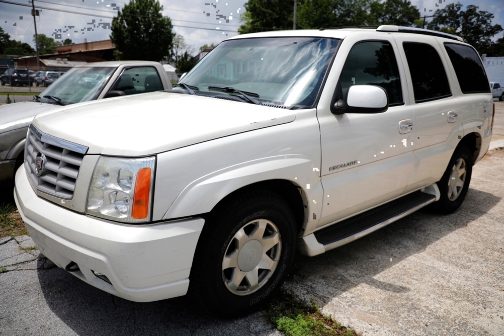 2002 Cadillac Escalade 