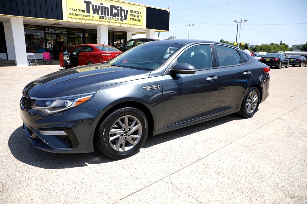 2020 Kia Optima LX