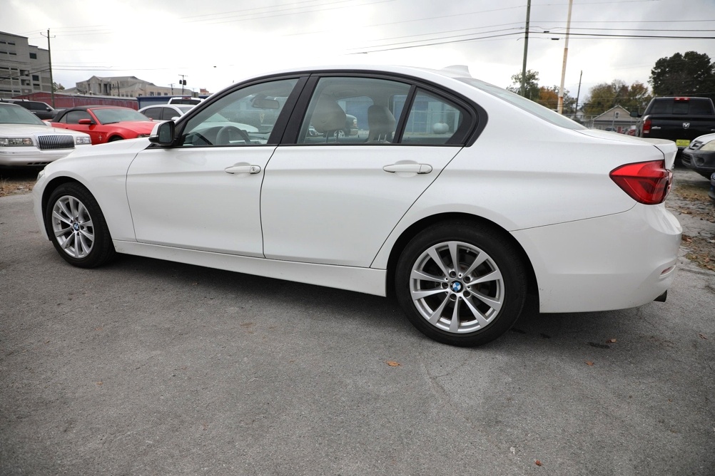 2017 BMW 3 Series 320i xDrive