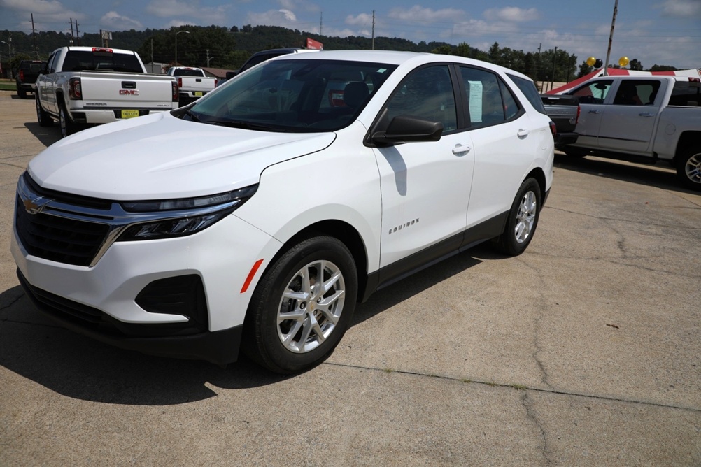 2022 Chevrolet Equinox LS